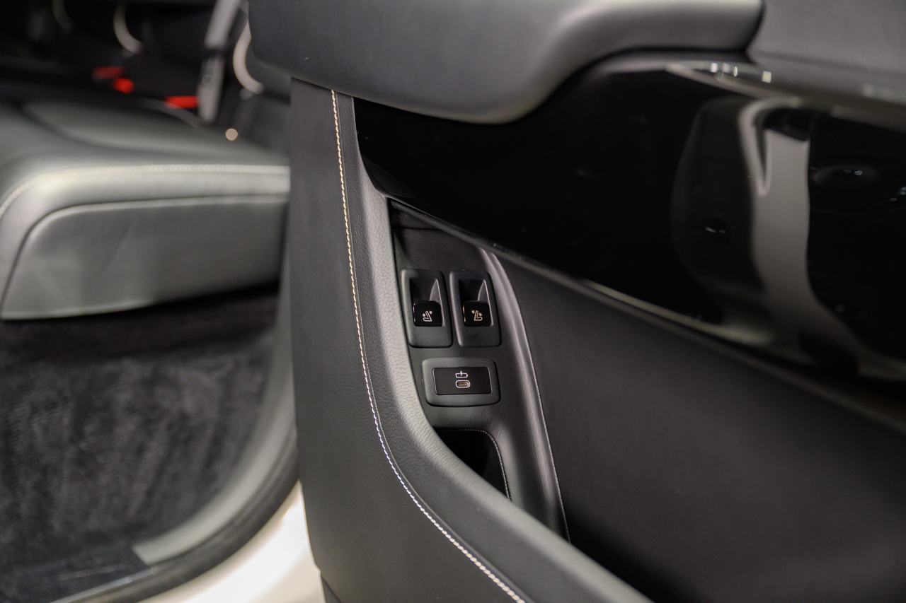 Rolls-Royce Cullinan  2019