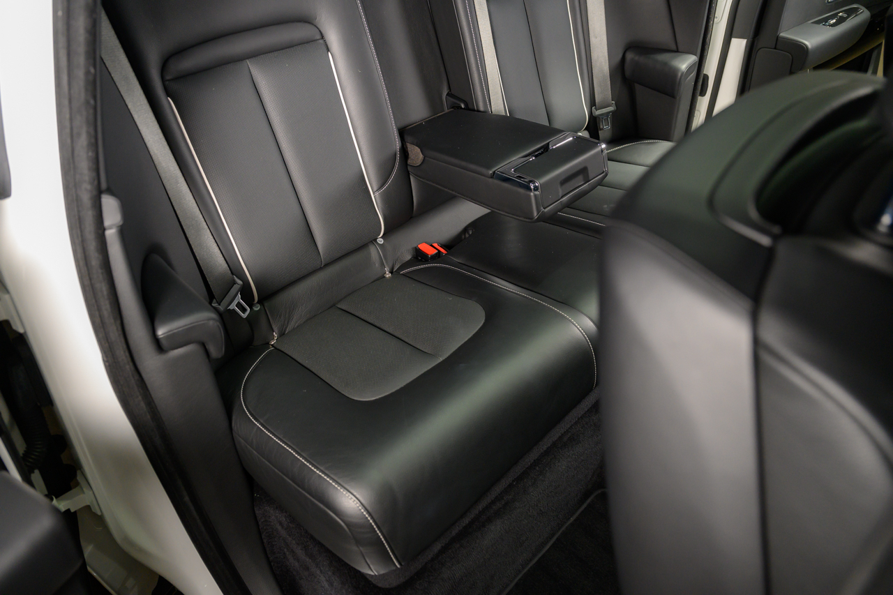 Rolls-Royce Cullinan  2019