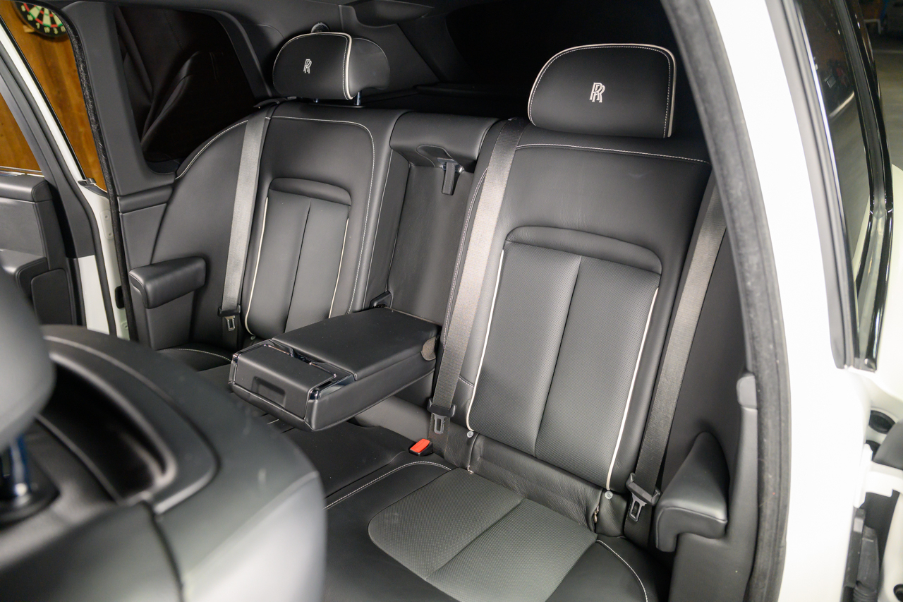 Rolls-Royce Cullinan  2019