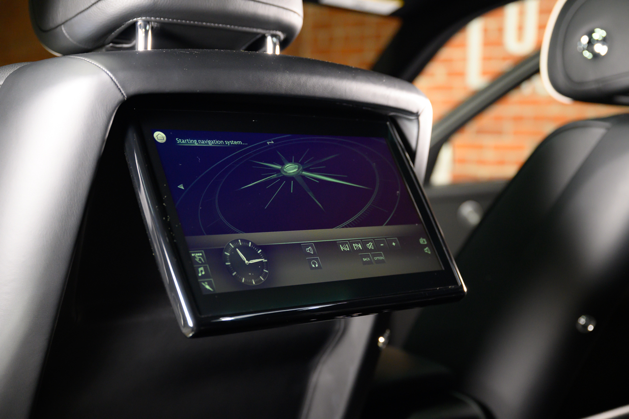 Rolls-Royce Cullinan  2019