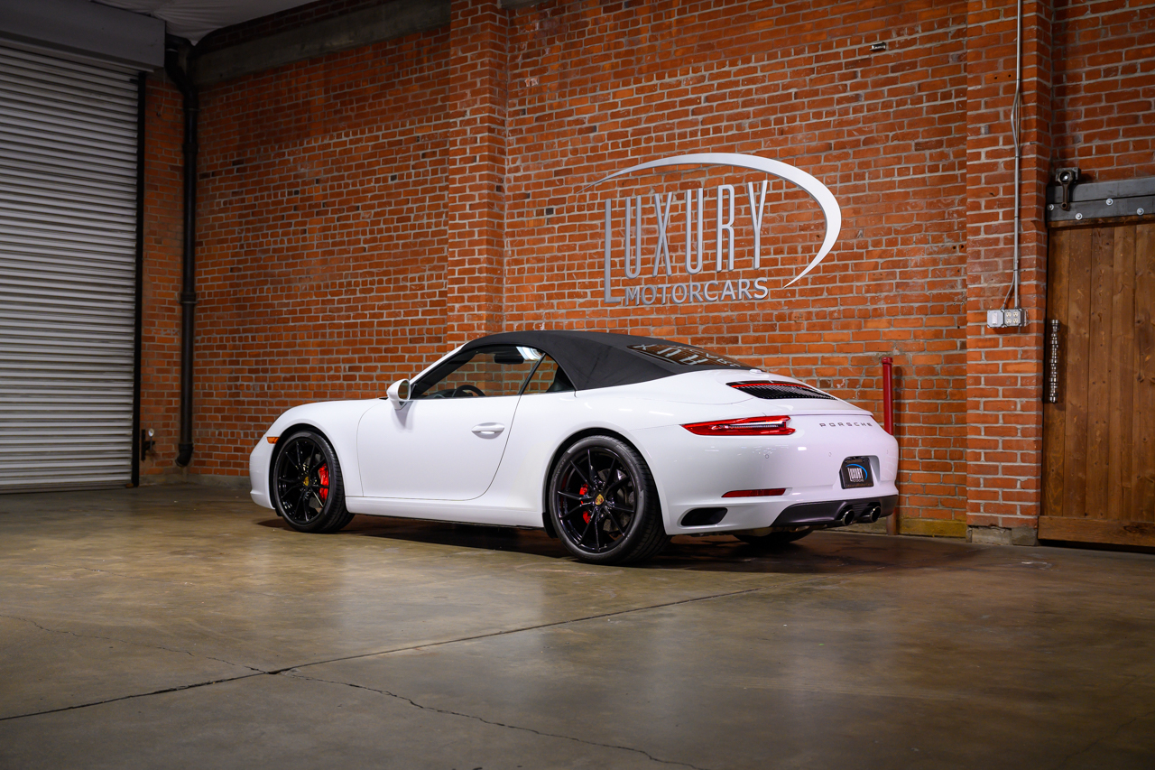 Porsche 911 Carrera S Cabriolet 2017
