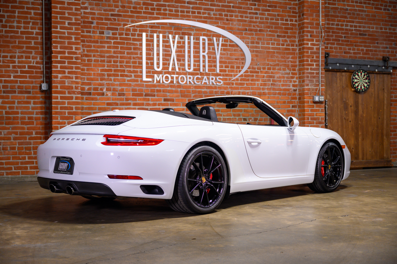 Porsche 911 Carrera S Cabriolet 2017