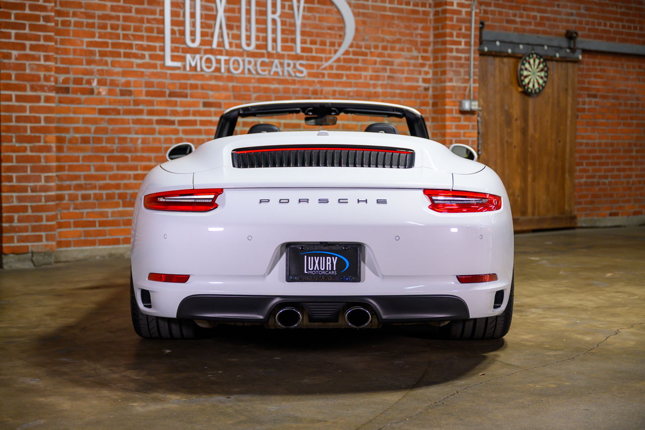 Porsche 911 Carrera S Cabriolet 2017