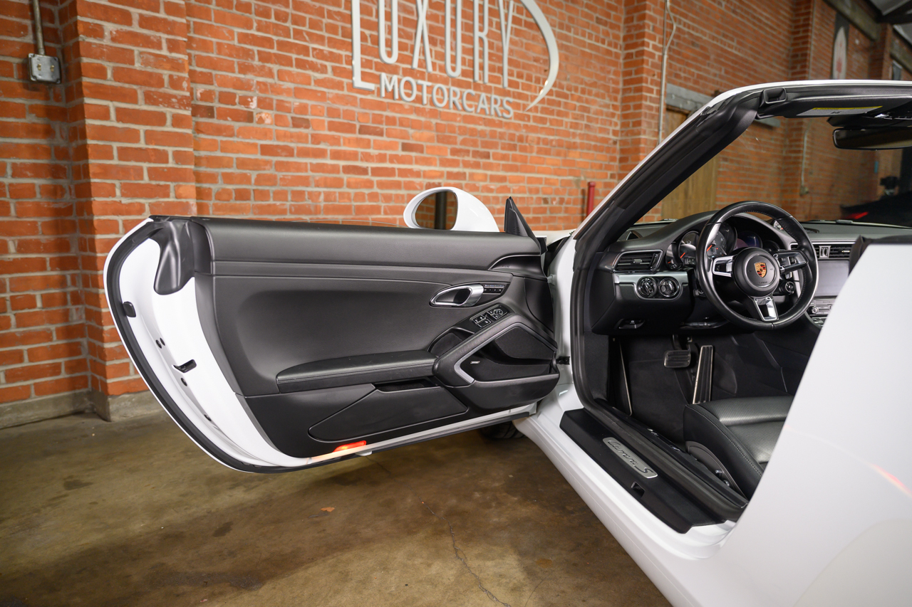 Porsche 911 Carrera S Cabriolet 2017