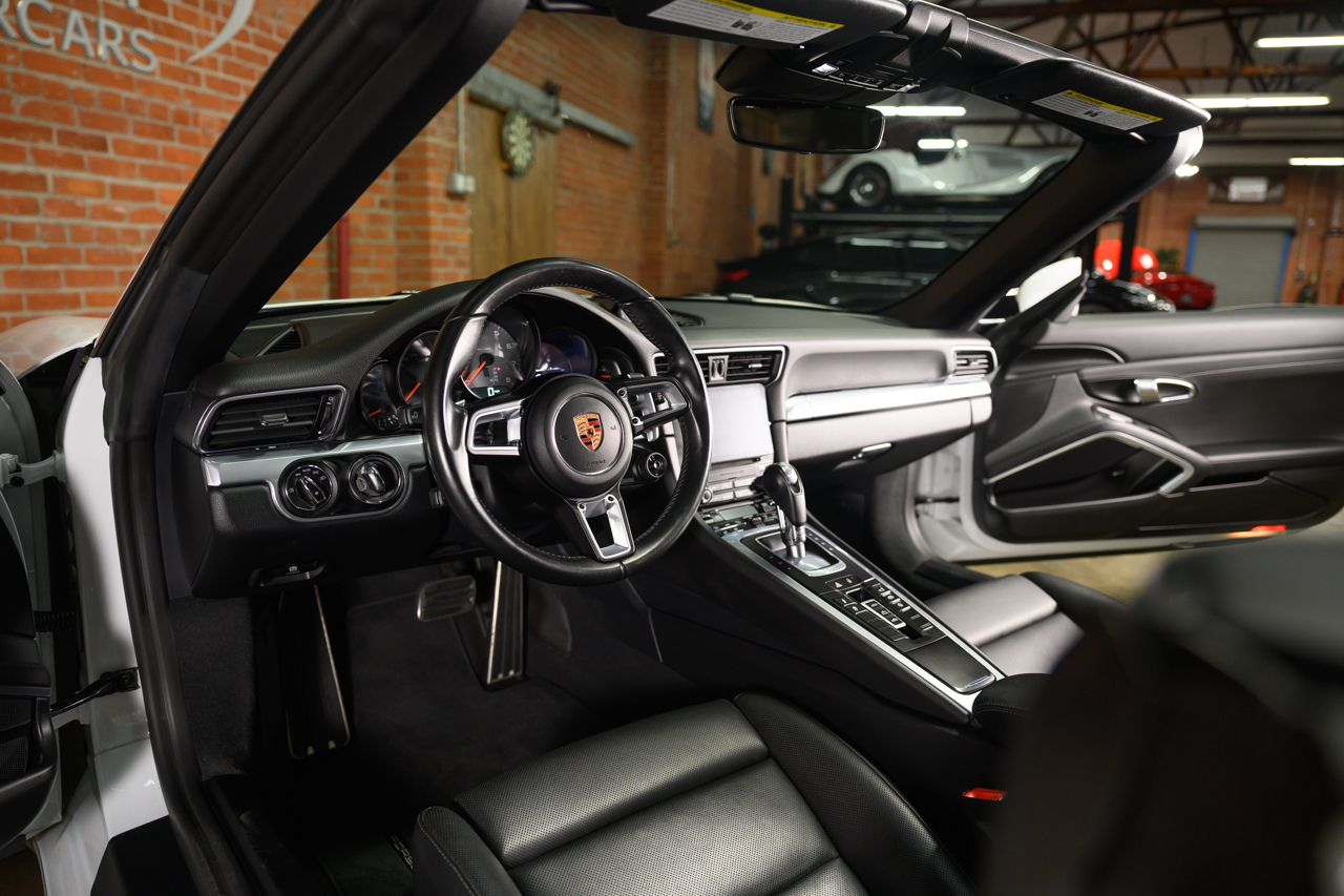 Porsche 911 Carrera S Cabriolet 2017
