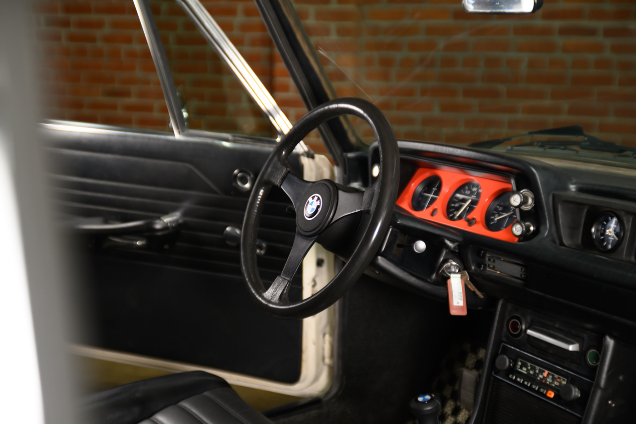 BMW 2002  1974