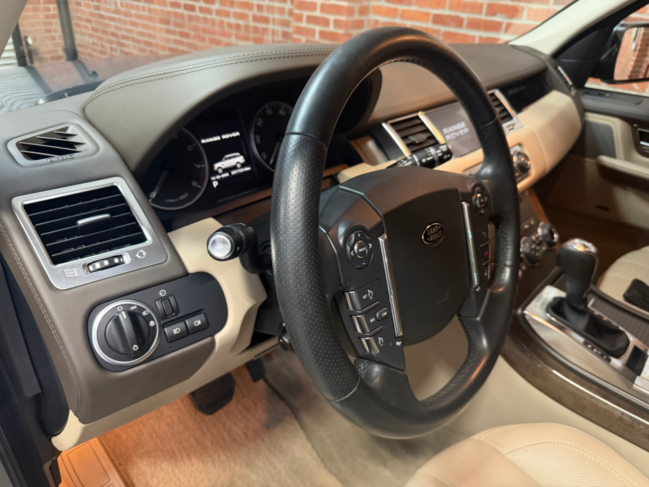 Land Rover Range Rover Sport HSE 2013