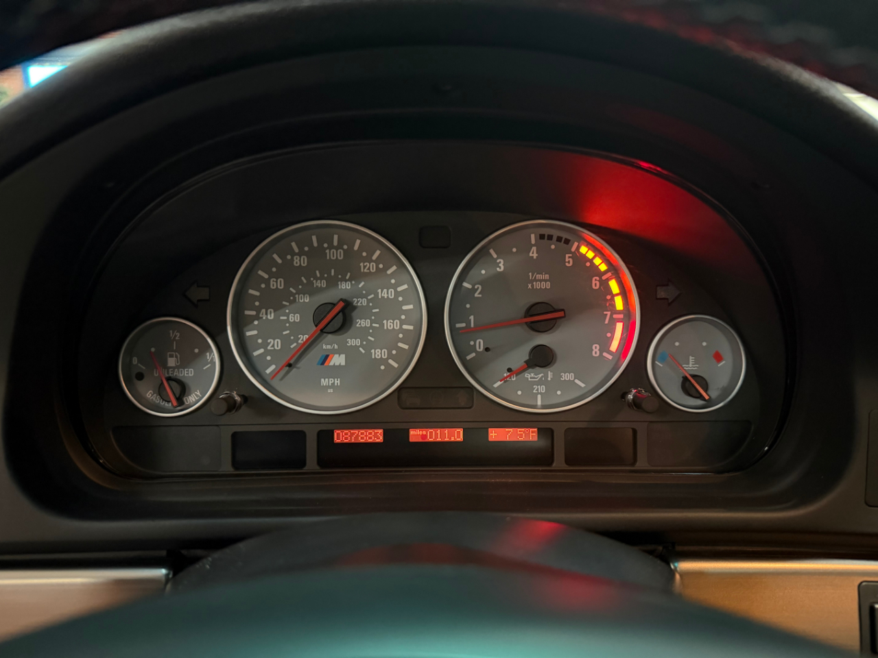 BMW M5  2003
