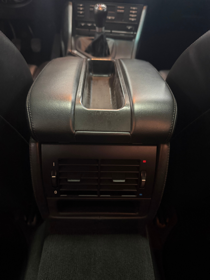 BMW M5  2003
