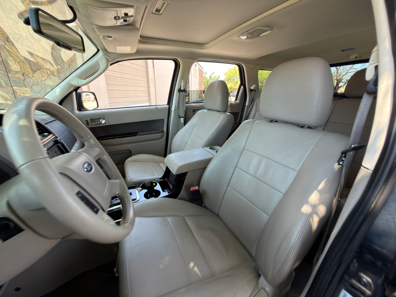 Ford Escape Hybrid Limited FWD 2010