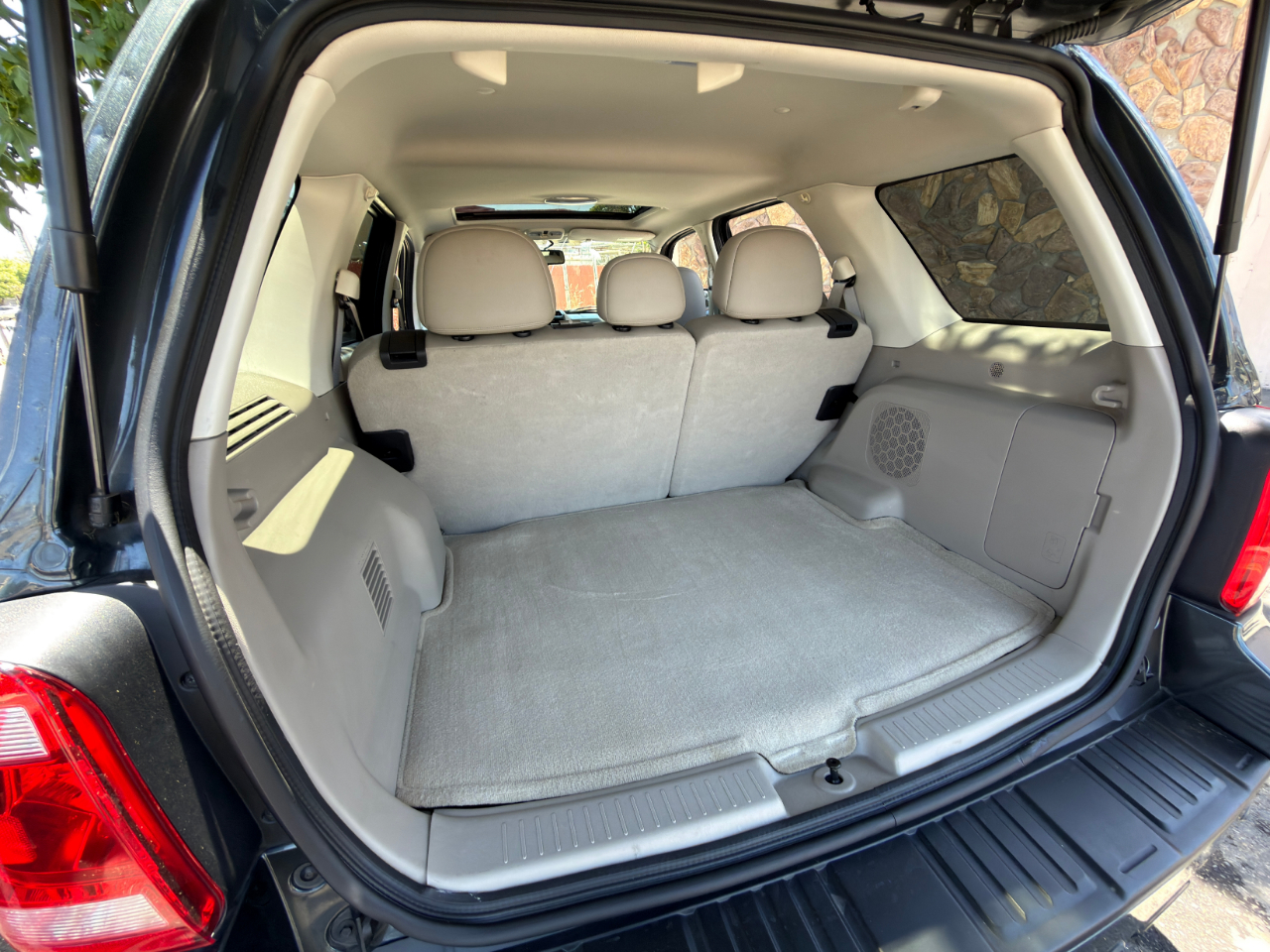 Ford Escape Hybrid Limited FWD 2010