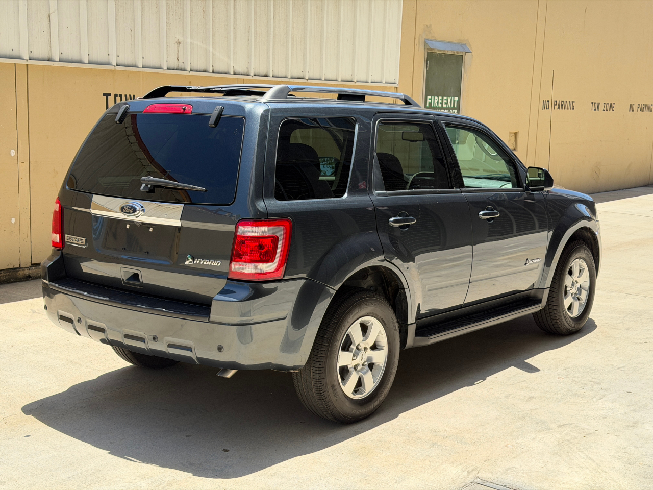 Ford Escape Hybrid Limited FWD 2010