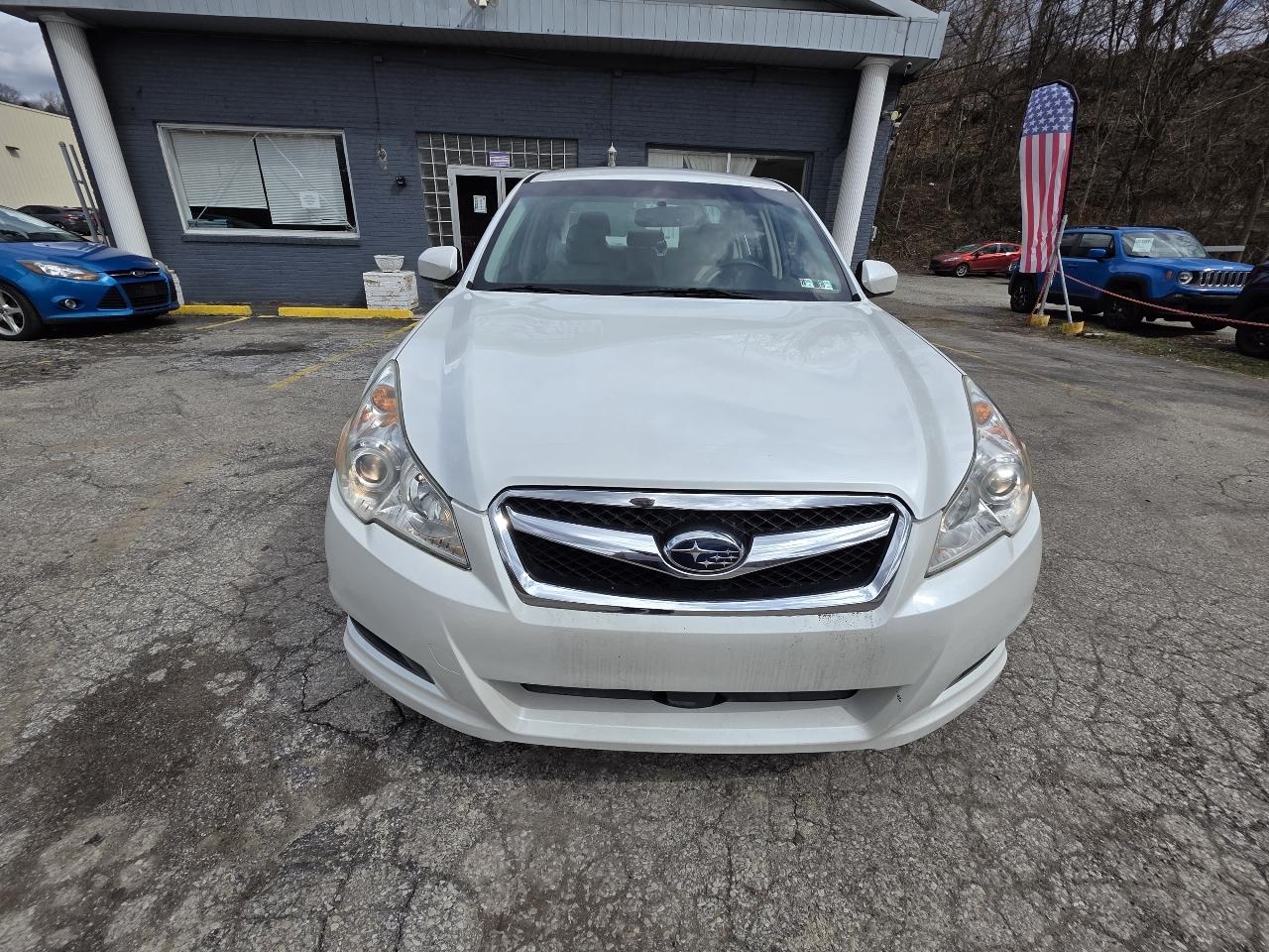 2011 Subaru Legacy 2.5i Premium