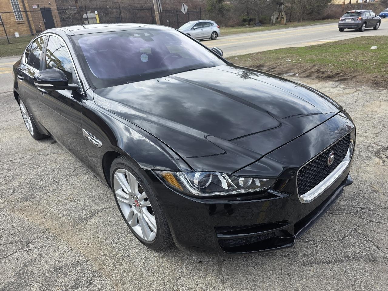 2019 Jaguar XE 25t Premium