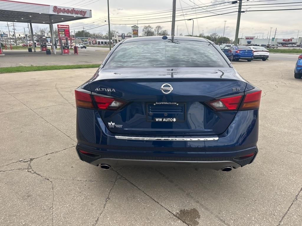 Nissan Altima  2019