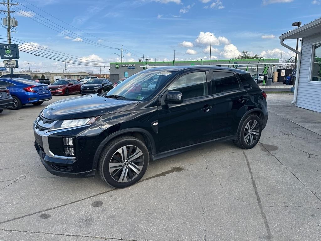 Mitsubishi Outlander Sport  2021