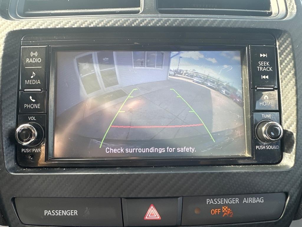 Mitsubishi Outlander Sport  2021