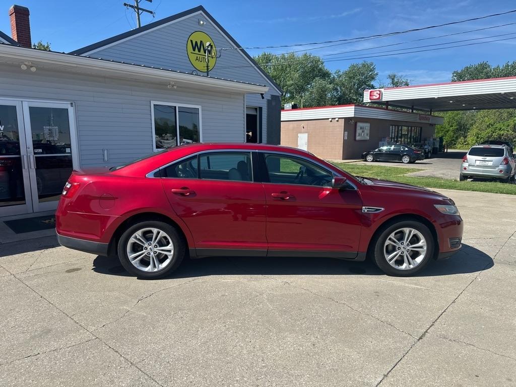 2014 Ford Taurus SEL