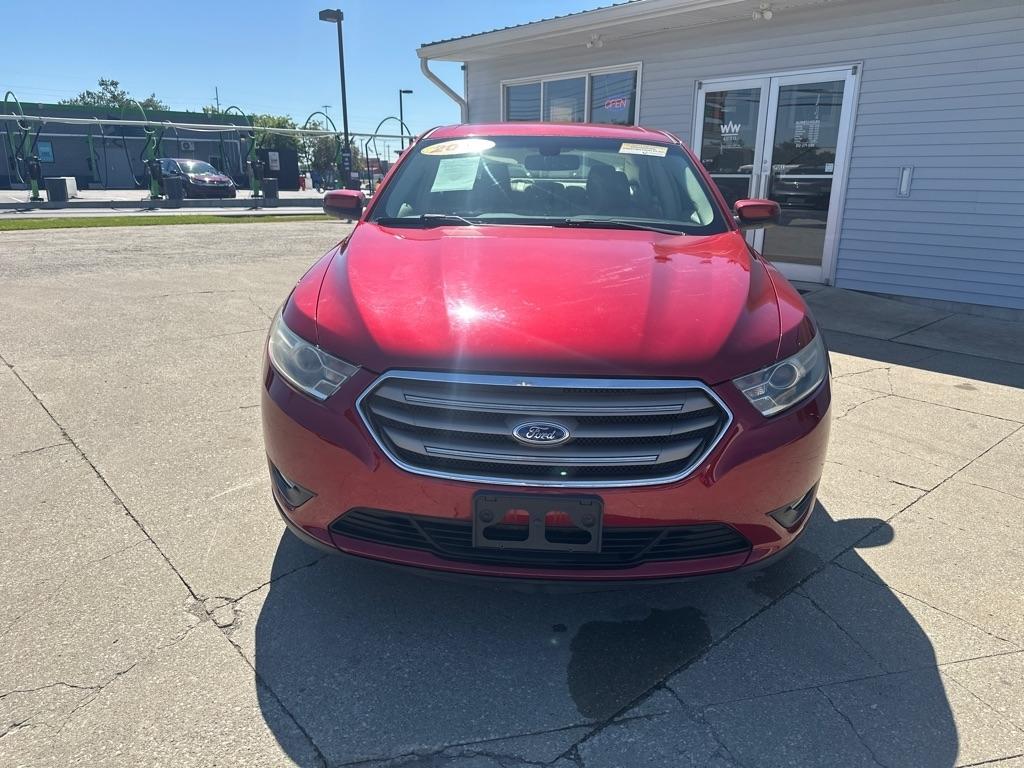 Ford Taurus  2014