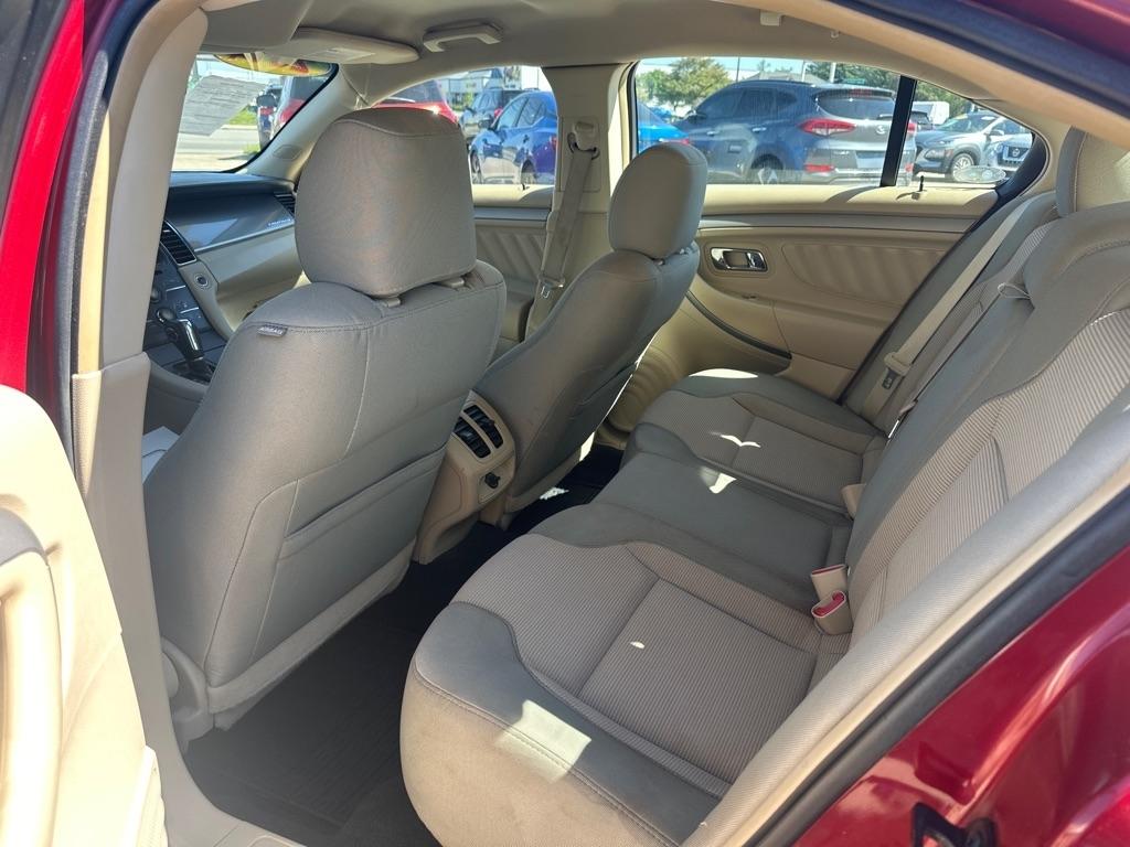 Ford Taurus  2014
