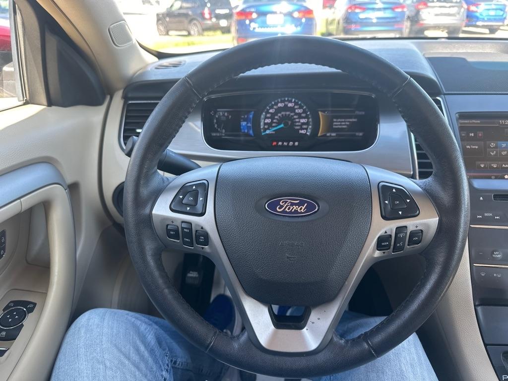 Ford Taurus  2014