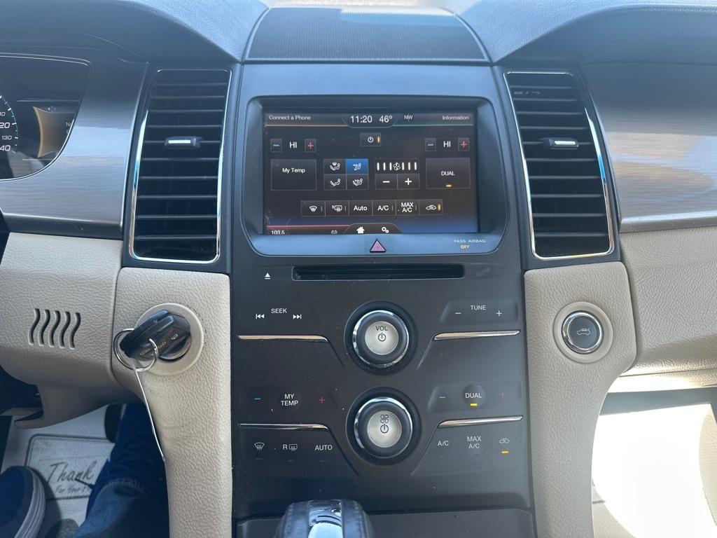Ford Taurus  2014