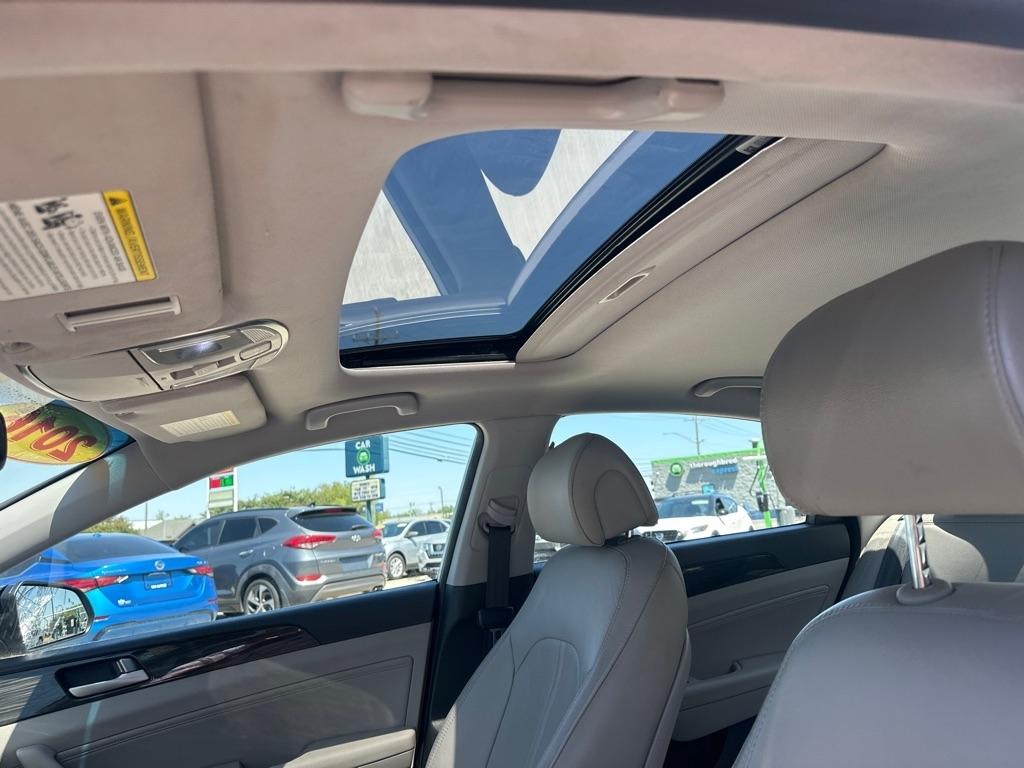 Hyundai Sonata  2016