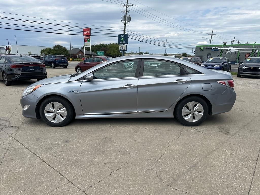 Hyundai Sonata Hybrid  2015