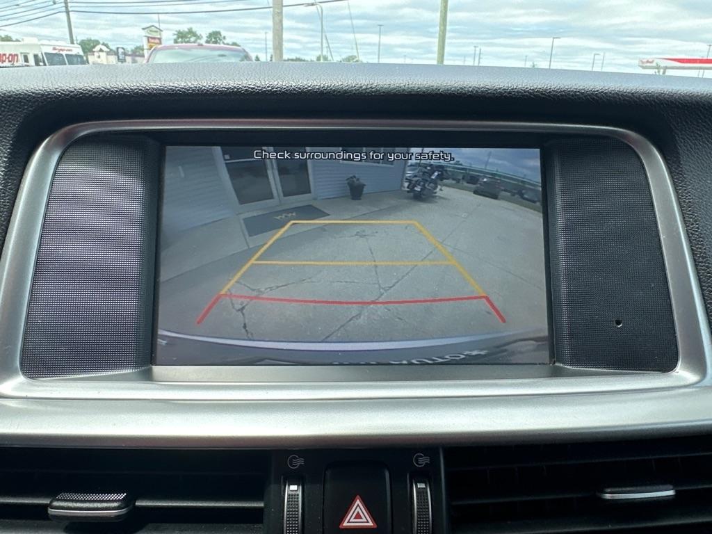 Kia Optima  2019