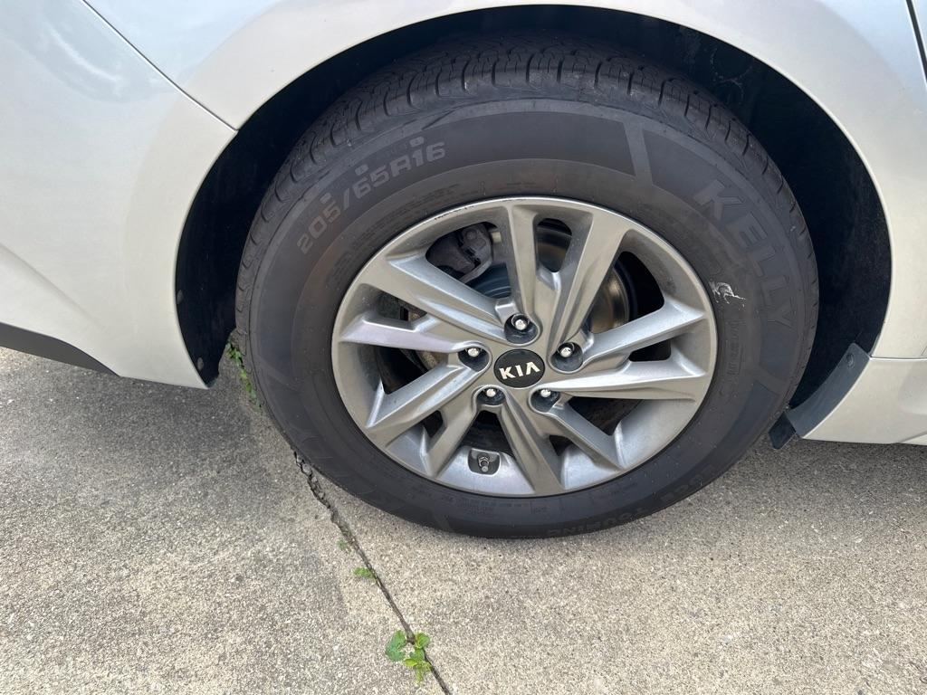 Kia Optima  2019