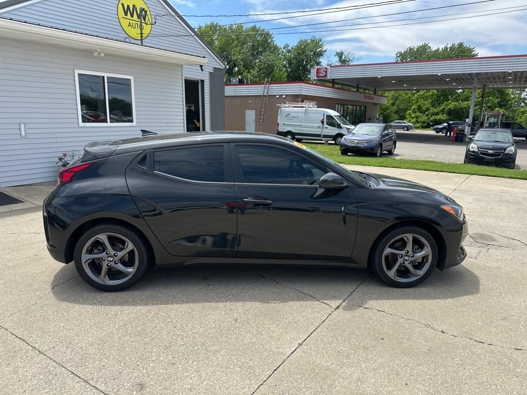 2020 Hyundai Veloster 2.0 Manual's photo