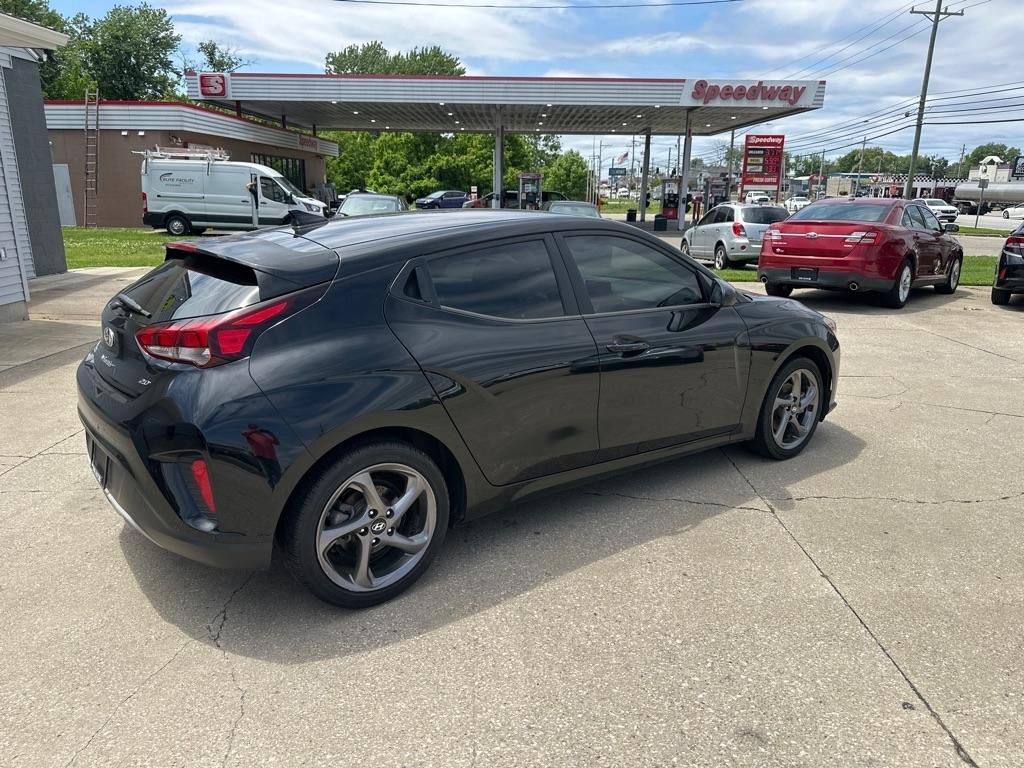 Hyundai Veloster  2020