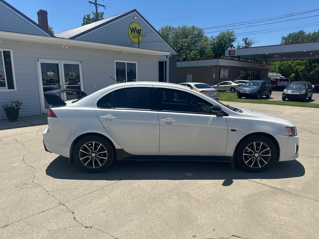 2017 Mitsubishi Lancer ES CVT's photo