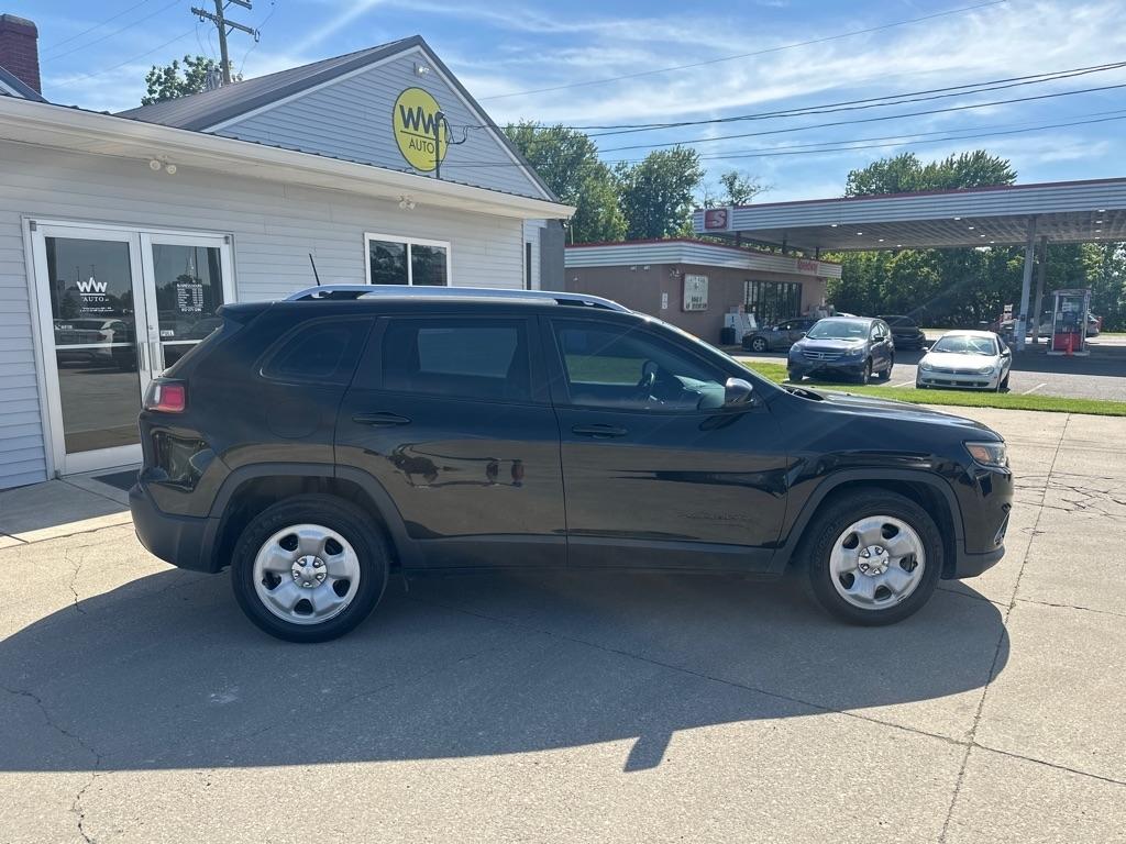 2019 Jeep Cherokee Latitude's photo