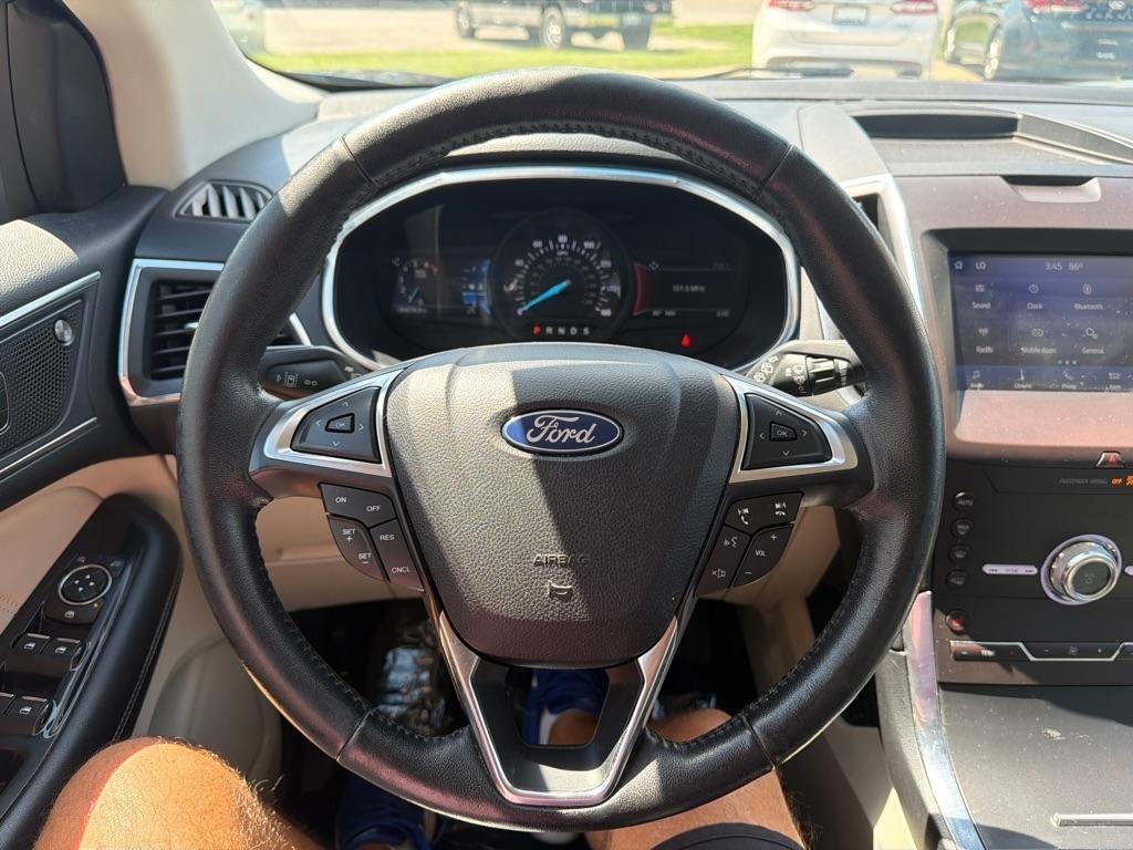 Ford Edge  2020