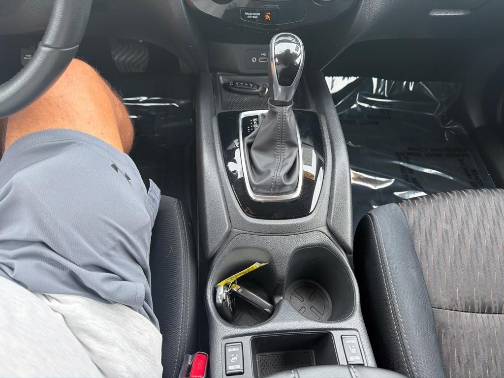 Nissan Rogue  2019