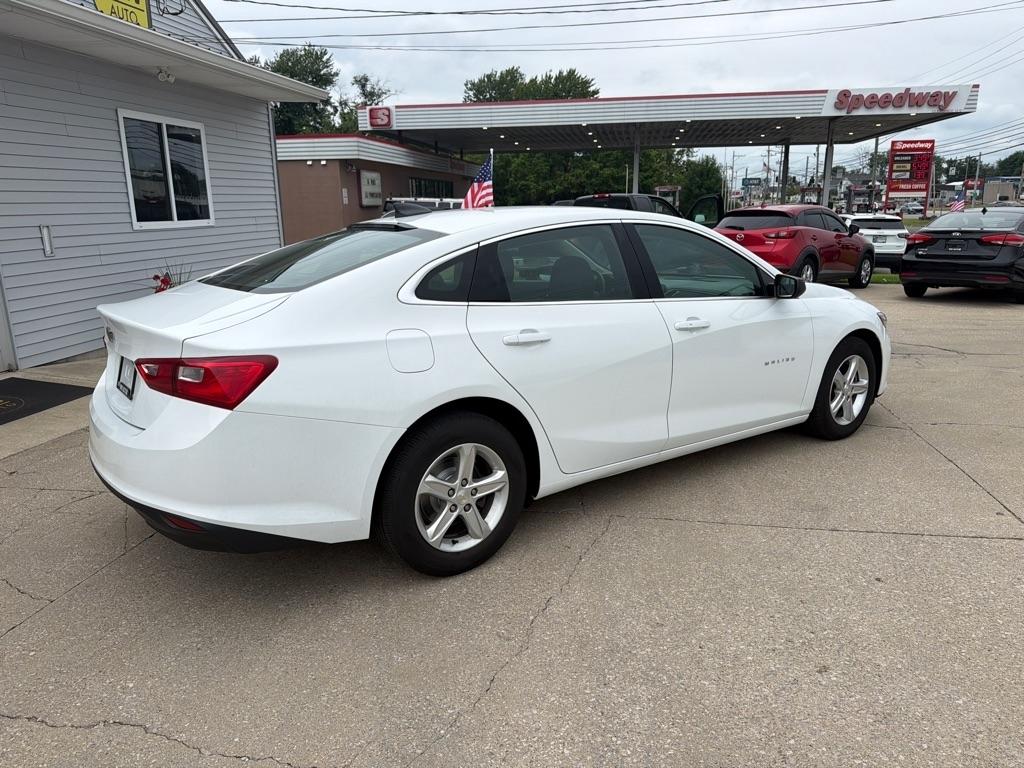 Chevrolet Malibu  2023