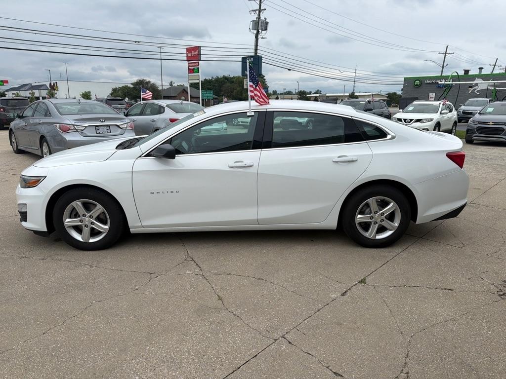 Chevrolet Malibu  2023