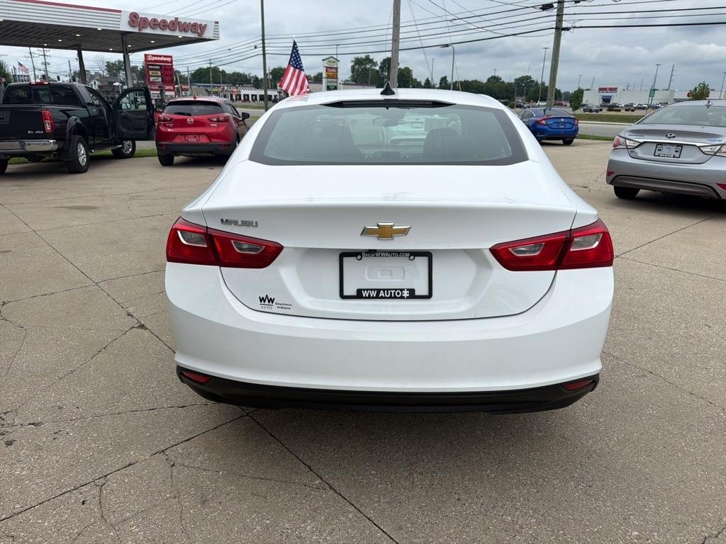 Chevrolet Malibu  2023