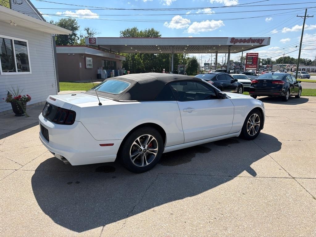 Ford Mustang  2014