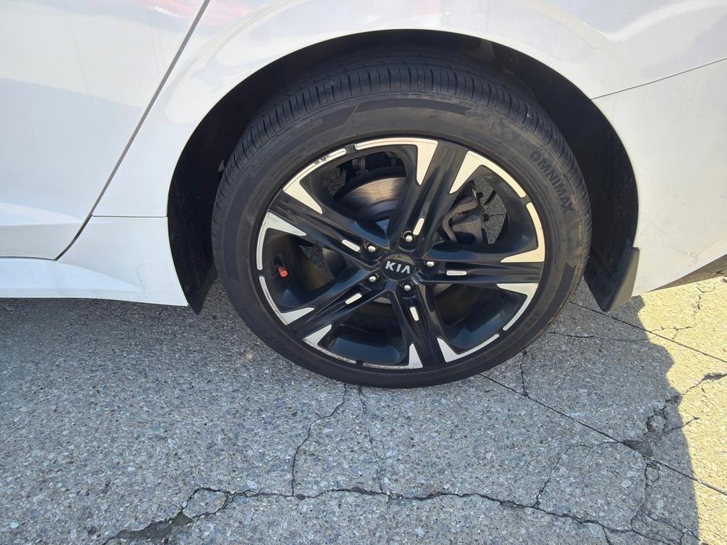Kia K5  2021
