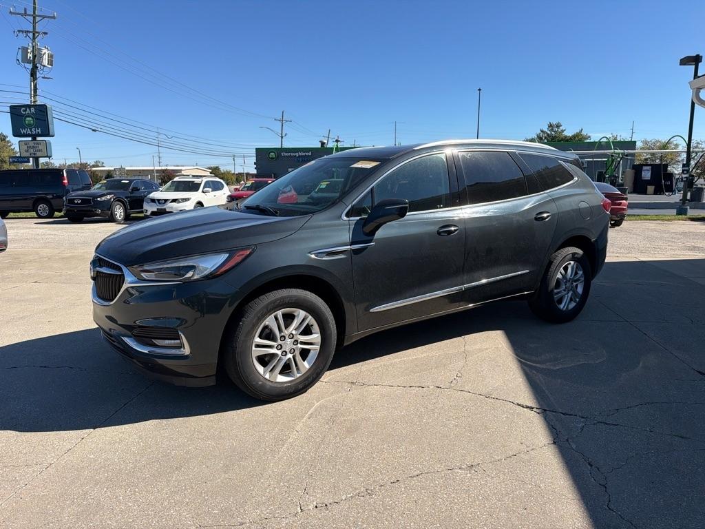 Buick Enclave  2020