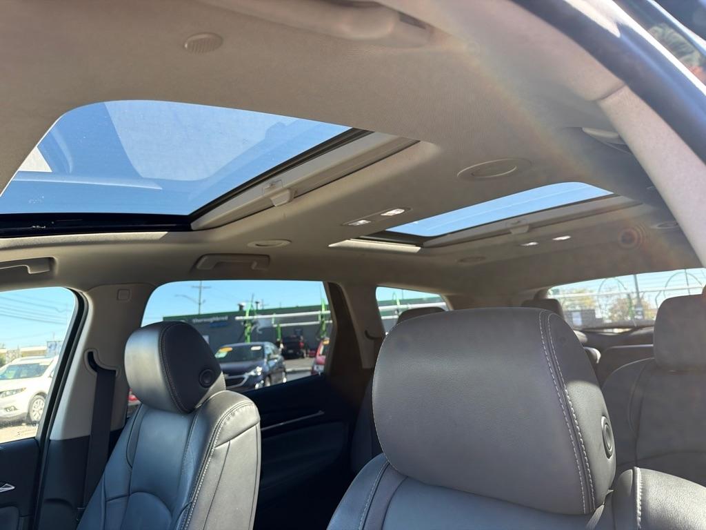 Buick Enclave  2020
