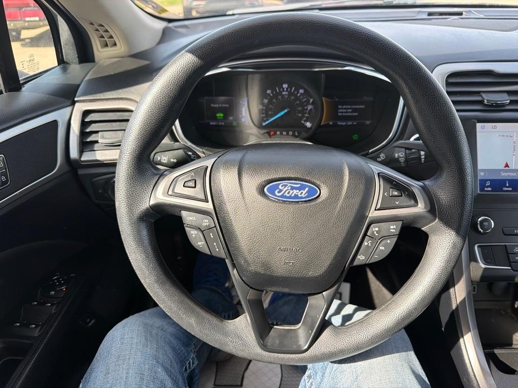 Ford Fusion Hybrid  2020