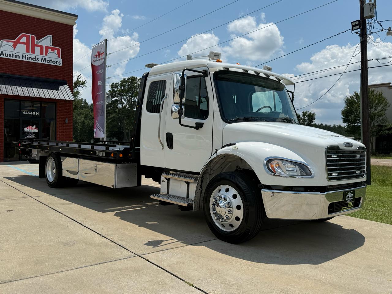 2024 Freightliner M2 