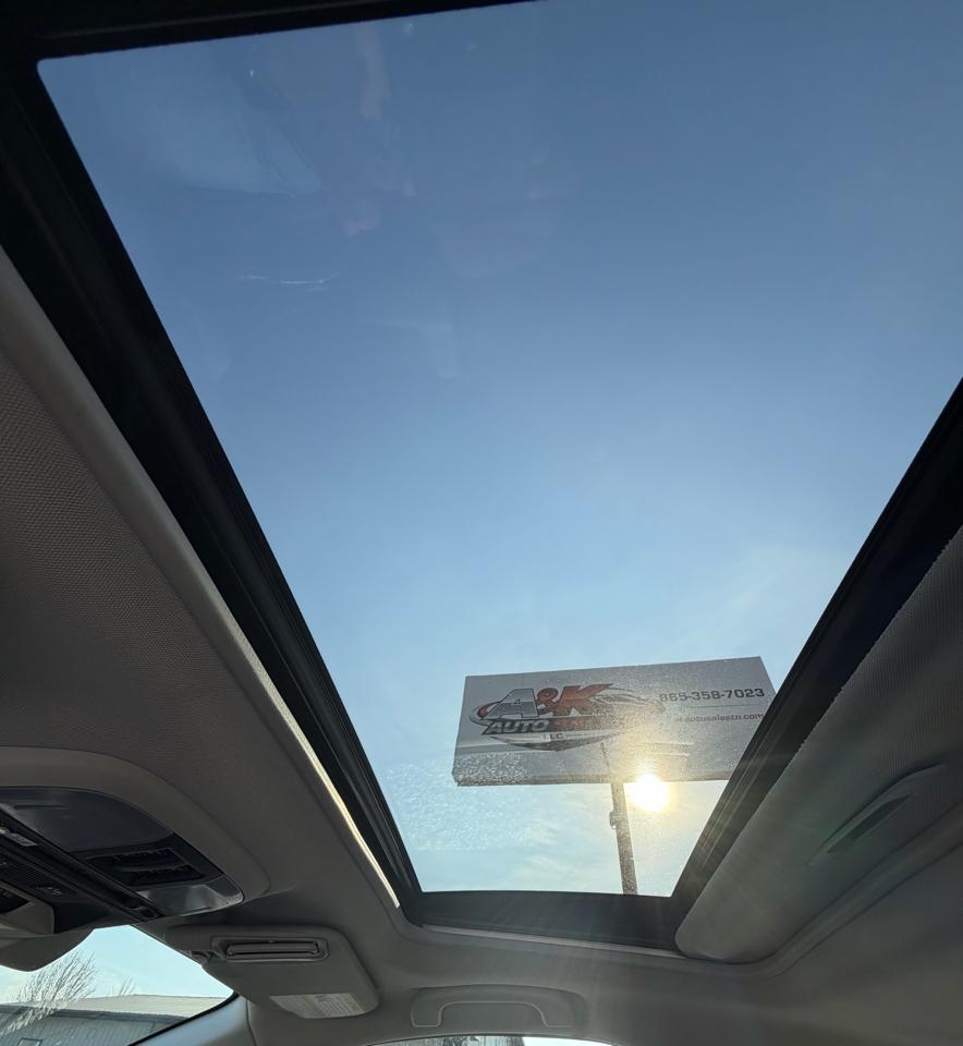 Subaru Impreza 2.0i Premium CVT 4-Door 2017