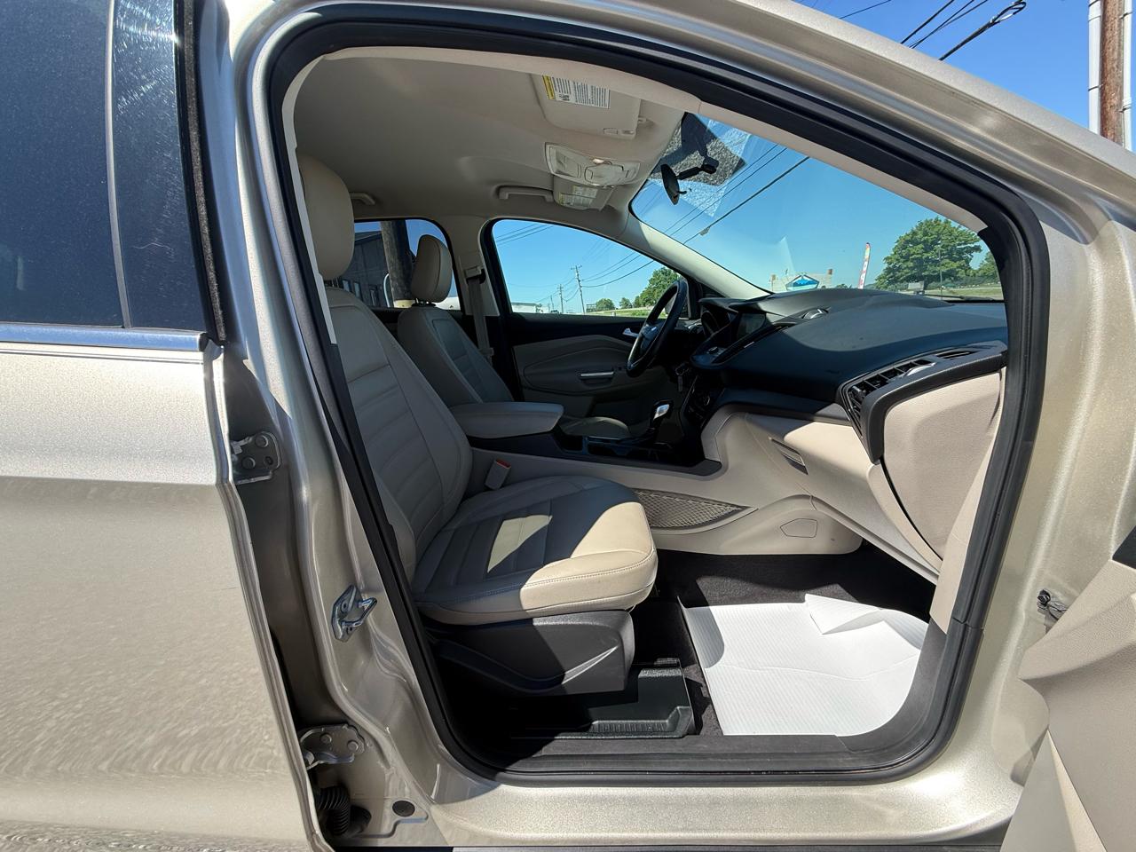Ford Escape SEL 4WD 2018