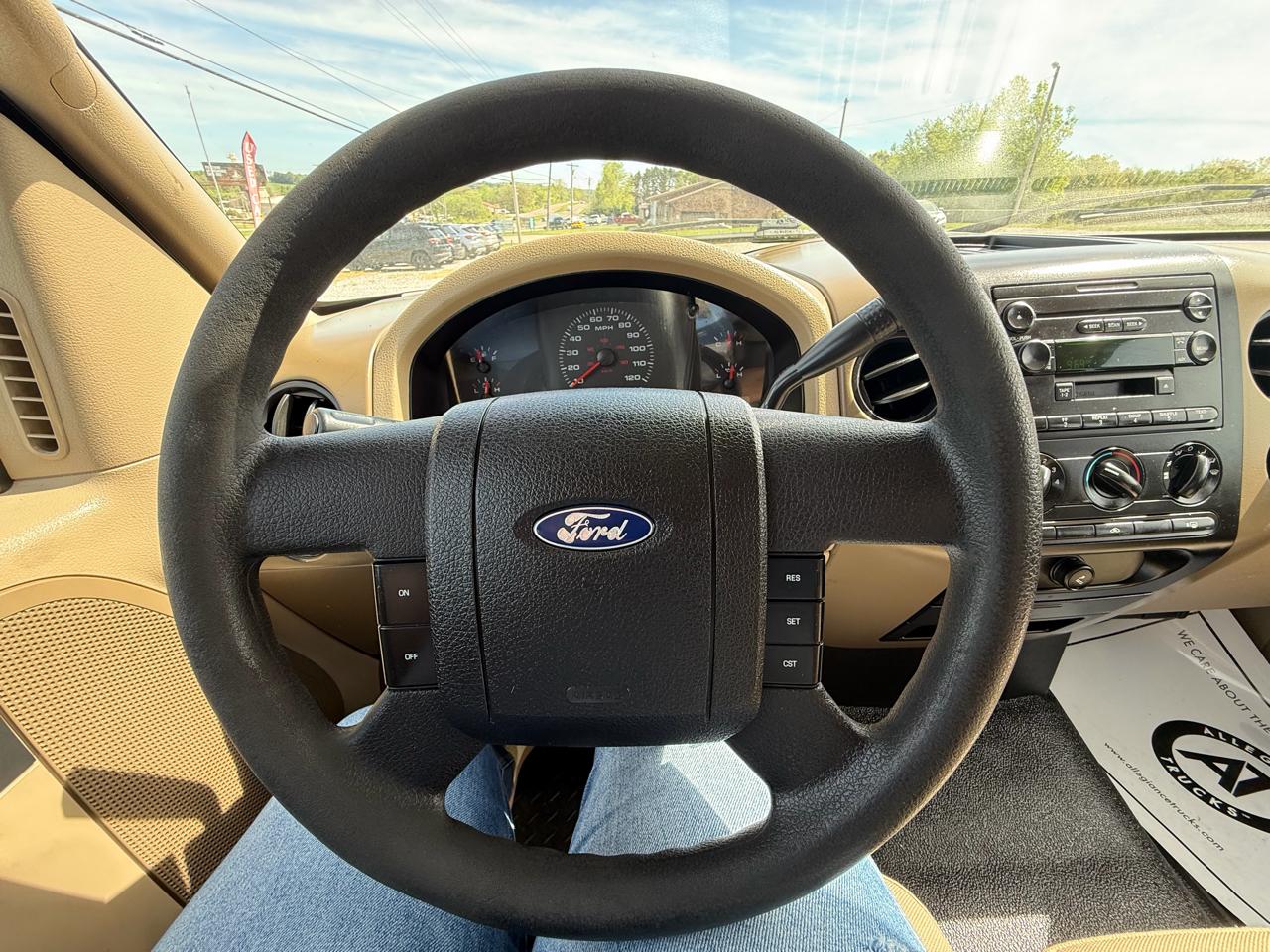 Ford F-150 STX 2WD 2005