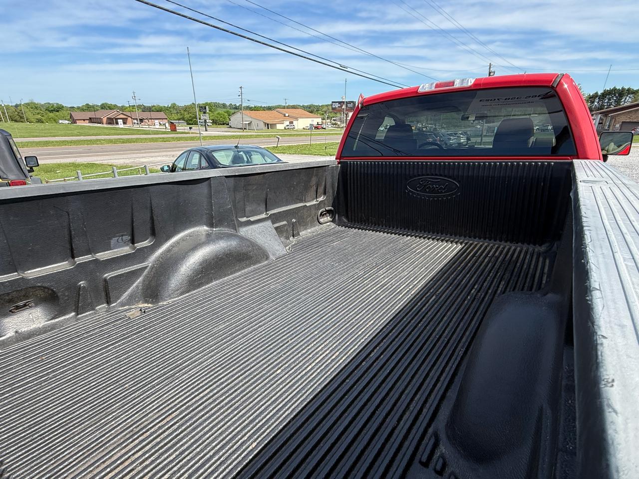 Ford F-150 STX 2WD 2005