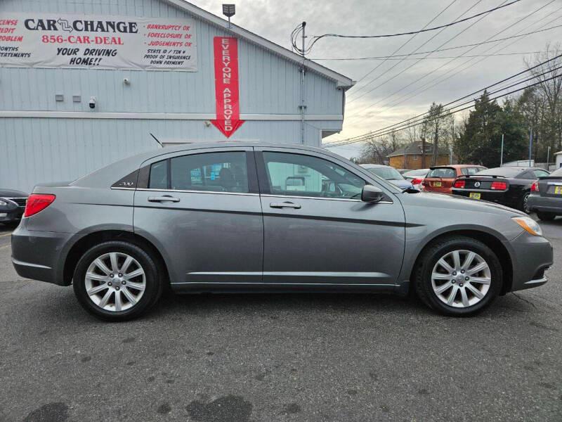 Chrysler 200 Touring 2012